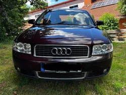 Rot Gebraucht 2001 Audi A4 Limousine | 1.299 € (Guter Preis)