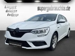 Gletscherweiss Gebraucht 2017 Renault Mégane GrandTour Play Kombi | 9.950 € (Fairer Preis)