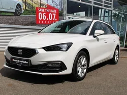 Weiß Gebraucht 2024 Seat Leon Style Limousine | 23.990 € (Guter Preis)