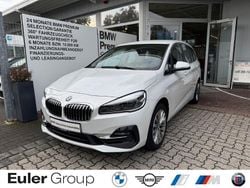 Mineralweiss metallic Gebraucht 2022 BMW 220 Gran Tourer Van / Kleinbus | 27.388 € (Fairer Preis)