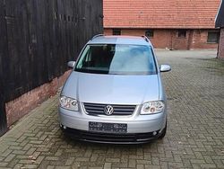 Silber Gebraucht 2003 VW Touran Van / Kleinbus | 1.300 € (Guter Preis)