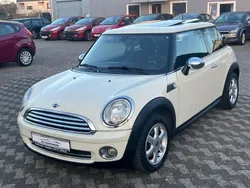 Weiß Gebraucht 2008 Mini ONE Kleinwagen | 3.990 € (Fairer Preis)