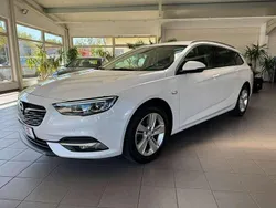 Weiß Gebraucht 2020 Opel Insignia Innovation Kombi | 13.900 € (Guter Preis)
