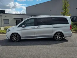 Silber Gebraucht 2018 Mercedes V250 Avantgarde Edition Van / Kleinbus | 52.999 € (Teuer)