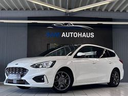 Weiß Gebraucht 2019 Ford Focus ST-Line Limousine | 10.500 € (Guter Preis)