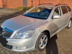 Silber Gebraucht 2013 Skoda Octavia Limousine | 6.800 € (Guter Preis)