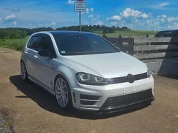 Weiß Gebraucht 2016 VW Golf VII R Limousine | 19.900 € (Guter Preis)