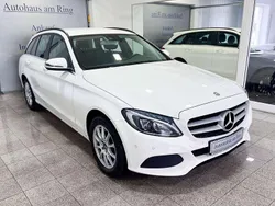 Weiß Gebraucht 2017 Mercedes C180 Kombi | 14.880 € (Guter Preis)