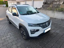 Weiß Gebraucht 2022 Dacia Spring Comfort Plus Kleinwagen | 8.750 € (Guter Preis)