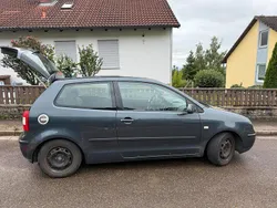 Grau Gebraucht 2005 VW Polo | 300 €
