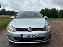 Grau Gebraucht 2014 VW Golf VII Comfortline Limousine | 6.199 € (Fairer Preis)