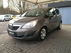 Grau Gebraucht 2013 Opel Meriva Edition Van / Kleinbus | 10.980 € (Teuer)