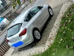 Silber Gebraucht 2010 Opel Astra Sport Limousine | 5.750 € (Guter Preis)