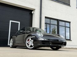 Schwarz Gebraucht 2005 Porsche 911 Carrera S Coupé | 53.450 € (Fairer Preis)