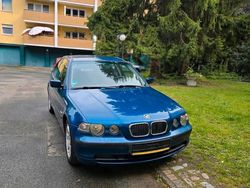 Blau Gebraucht 2002 BMW 316 Compact Kleinwagen | 1.700 € (Fairer Preis)
