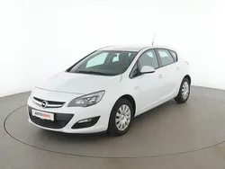 Weiß Gebraucht 2015 Opel Astra Selection Limousine | 8.610 € (Fairer Preis)