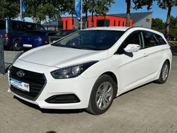Weiß Gebraucht 2016 Hyundai i40 Classic Kombi | 9.900 € (Fairer Preis)