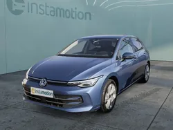 Blau Gebraucht 2024 VW Golf VIII Style Limousine | 30.270 € (Fairer Preis)
