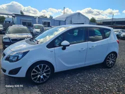 Schwarz Gebraucht 2011 Opel Meriva Color Edition Van / Kleinbus | 1.750 € (Fairer Preis)
