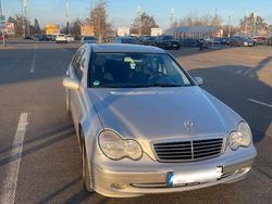Silber Gebraucht 2002 Mercedes C180 Limousine | 2.200 € (Fairer Preis)