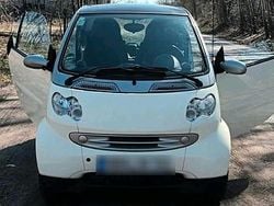 Weiß Gebraucht 2006 Smart ForTwo Coupé Kleinwagen | 3.000 € (Fairer Preis)
