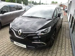 Blackpearlschwarz Gebraucht 2021 Renault Grand Scénic IV Intens Van / Kleinbus | 21.890 € (Fairer Preis)
