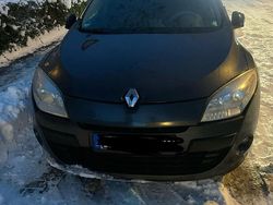 Schwarz Gebraucht 2009 Renault Mégane GrandTour Kombi | 3.800 € (Fairer Preis)
