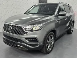 Grau Gebraucht 2021 Ssangyong Rexton SUV | 28.490 €
