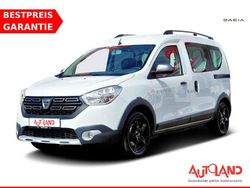 Weiß Gebraucht 2020 Dacia Dokker Stepway Van / Kleinbus | 18.950 € (Teuer)