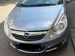 Silber Gebraucht 2007 Opel Corsa Limousine | 2.000 € (Fairer Preis)