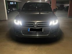 Braun Gebraucht 2010 VW Touareg SUV | 9.000 €