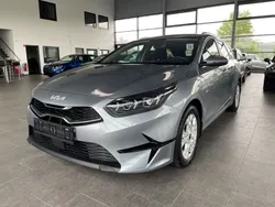 Silber Gebraucht 2023 Kia Ceed Sportswagon Kombi | 21.970 € (Superpreis)