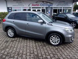 Grau Gebraucht 2016 Suzuki Vitara Comfort+ SUV | 17.800 € (Etwas zu teuer)