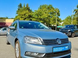 Grau Gebraucht 2012 VW Passat Comfortline Limousine | 7.690 € (Fairer Preis)