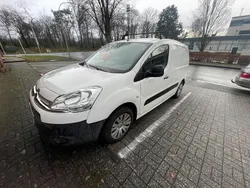 Weiß Gebraucht 2014 Citroën Berlingo Van / Kleinbus | 6.500 € (Fairer Preis)