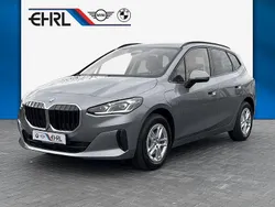 Grau Neu 2025 BMW 225 Sport Line Van / Kleinbus | 43.940 €