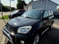 Schwarz Gebraucht 2004 Toyota RAV4 Sol SUV | 6.350 € (Etwas zu teuer)