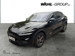 Schwarz Gebraucht 2022 Ford Mustang Mach-E Basis SUV | 37.350 € (Etwas zu teuer)