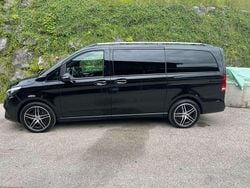 Schwarz Gebraucht 2024 Mercedes V300 Avantgarde Van / Kleinbus | 73.900 € (Superpreis)