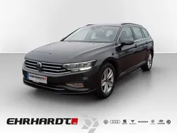 Grau Gebraucht 2020 VW Passat Business Kombi | 25.990 € (Guter Preis)