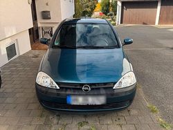 Grün Gebraucht 2000 Opel Corsa Kleinwagen | 1.000 € (Fairer Preis)