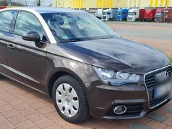 Braun Gebraucht 2013 Audi A1 Sportback Kleinwagen | 8.800 € (Fairer Preis)