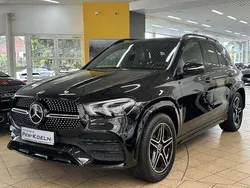Obsidianschwarz metallic (metallic) Gebraucht 2020 Mercedes GLE350e AMG line SUV | 51.999 € (Teuer)