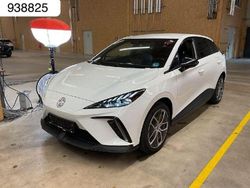 Weiß Gebraucht 2023 MG MG4 EV Luxury Kleinwagen | 19.950 € (Fairer Preis)