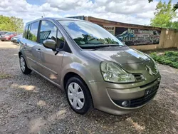 Stone Gebraucht 2009 Renault Grand Modus Dynamique Van / Kleinbus | 5.499 € (Fairer Preis)