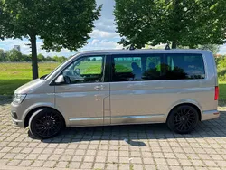 Beige Gebraucht 2015 VW T6 Comfortline Van | 37.950 € (Teuer)