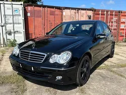 Schwarz Gebraucht 2006 Mercedes C230 Limousine | 4.999 € (Etwas zu teuer)