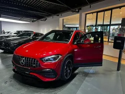 Rot Gebraucht 2023 Mercedes GLA35 AMG AMG SUV | 52.900 €