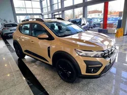 Beige Neu 2024 Dacia Sandero Extreme Kleinwagen | 20.980 € (Fairer Preis)