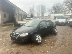 Schwarz Gebraucht 2005 VW Passat Limousine | 1.299 € (Fairer Preis)